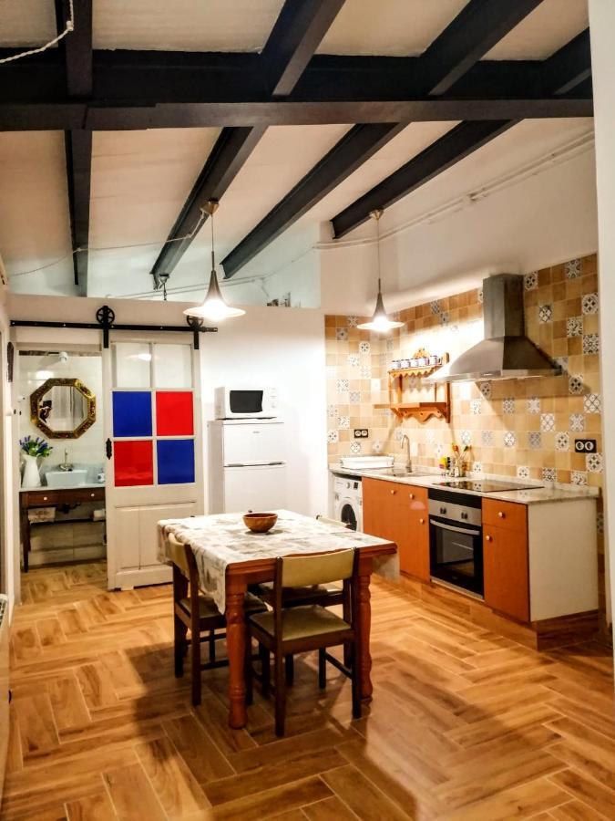 Atico Loli Apartment Berga Exterior photo